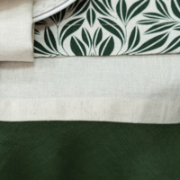 Product photo Dining set 1, linen/ garden green from the ChiedoCover company.