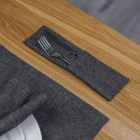 Product photo Set of grey couvert+napkin from the ChiedoCover company.