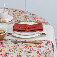 Product photo Dining set 5, linen from the ChiedoCover company.