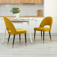 Product photo Mallin chair, beige velour, black legs from the ChiedoCover company.