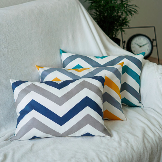 Decorative pillow 30x43 cm - photo 2