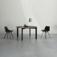 Product photo Niven Dining Table from the ChiedoCover company.