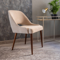 Product photo Mila's pistachio chair from the ChiedoCover company.
