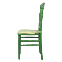 Product photo The Napoleon chair is green, with a cushion from the ChiedoCover company.