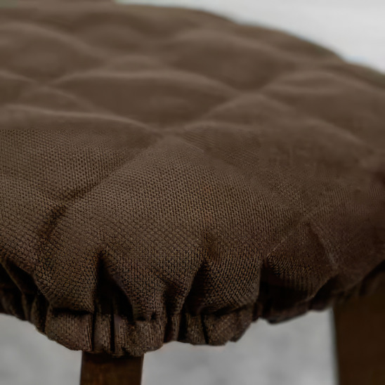 The cover on the stool is sealed, dark brown - صور 2