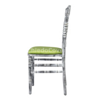 Product photo Napoleon chair, white patina, with olive cushion from the ChiedoCover company.