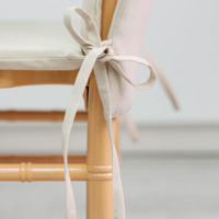 Product photo Universal linen cover with decor from the ChiedoCover company.